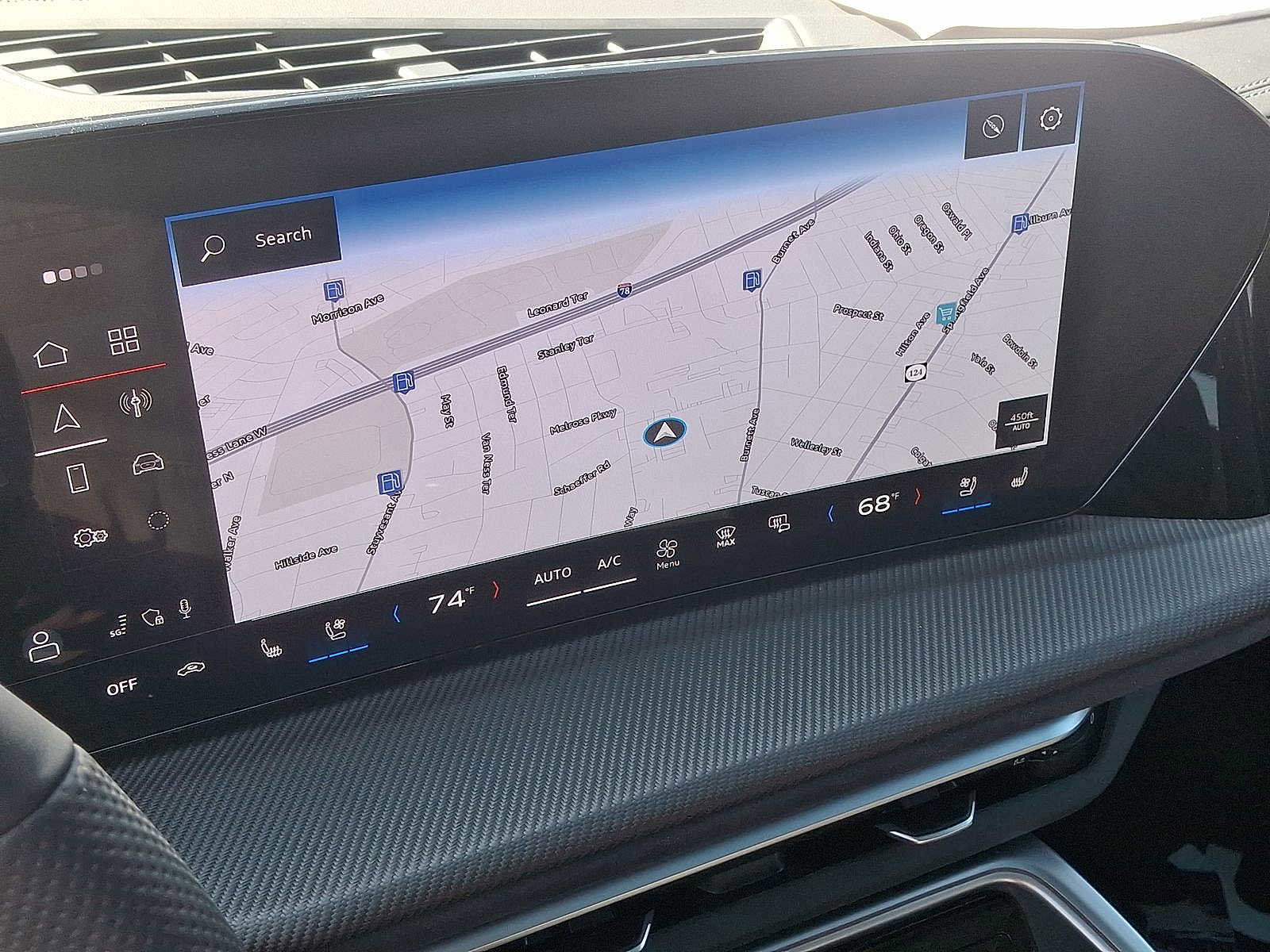 New 2025 Audi SQ5 Prestige image 15