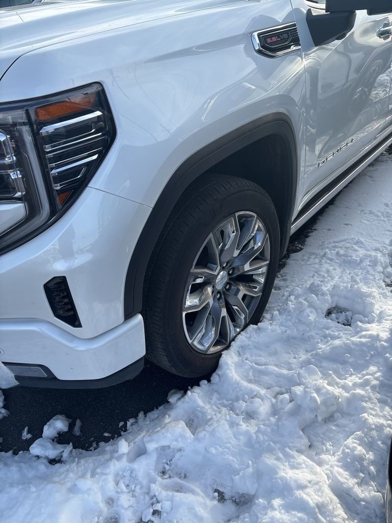 Used 2024 GMC Sierra 1500 Denali w/ Denali Reserve Package image 2