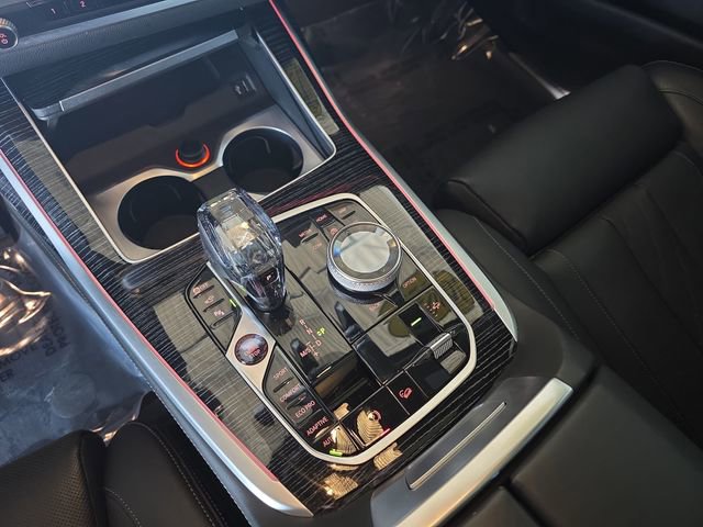 Used 2022 BMW X7 xDrive40i w/ M Sport Package AWD/4WD image 27