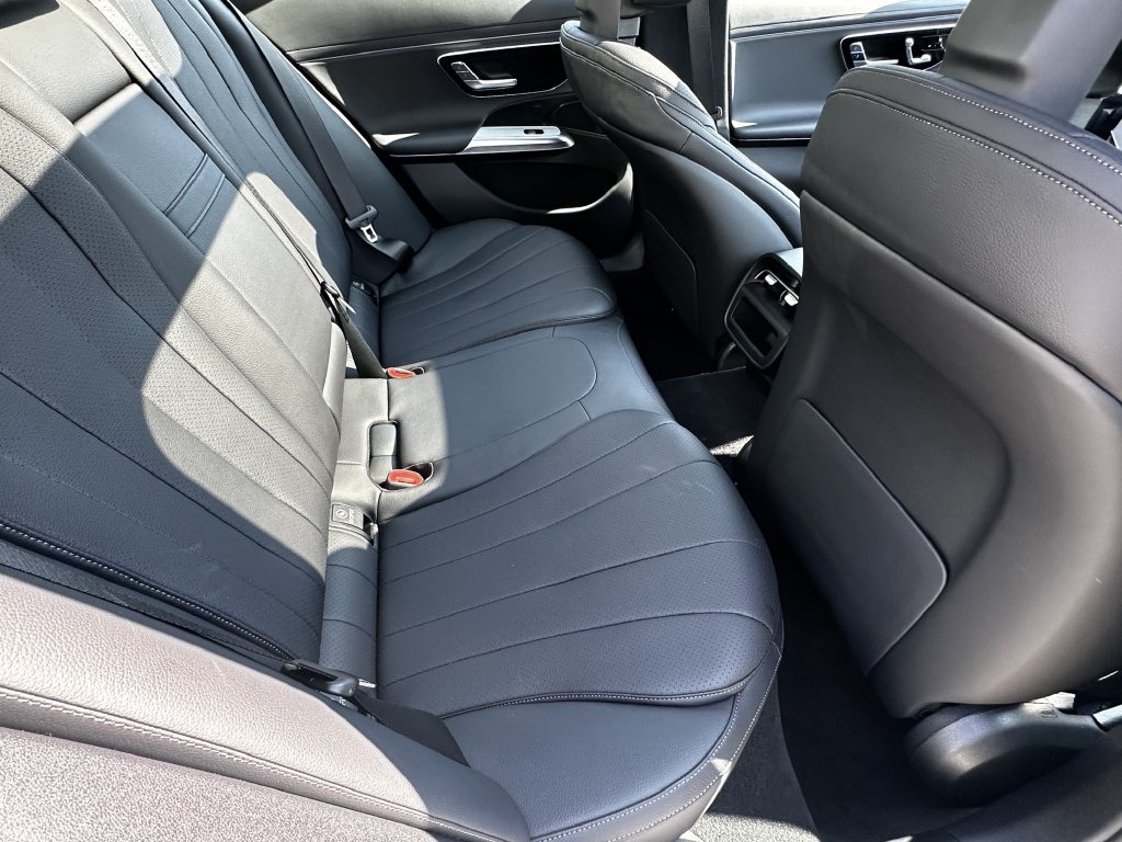 Certified 2025 Mercedes-Benz E 350 Sedan w/ Winter Package image 18