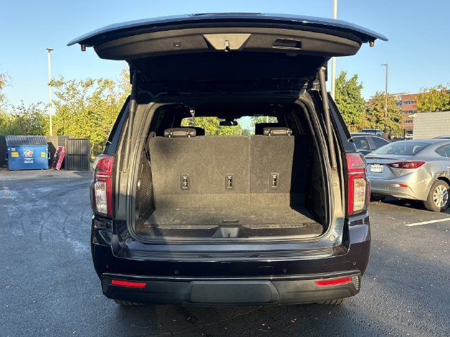 Used 2021 Chevrolet Tahoe Z71 w/ Luxury Package AWD/4WD image 6