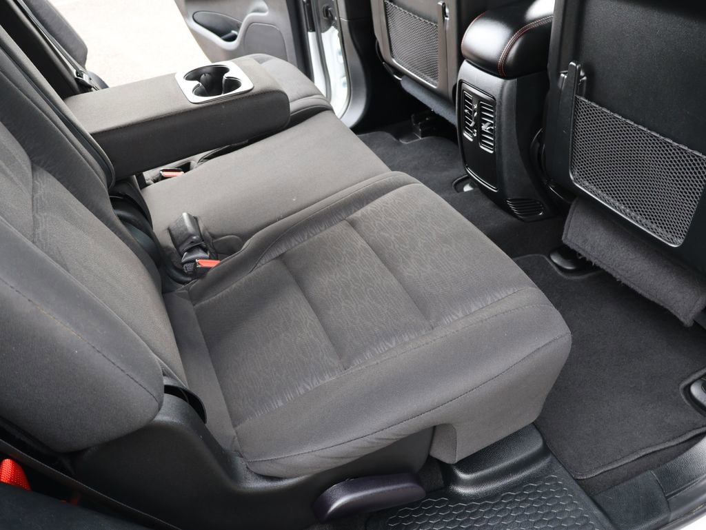 Used 2025 Dodge Durango GT image 29