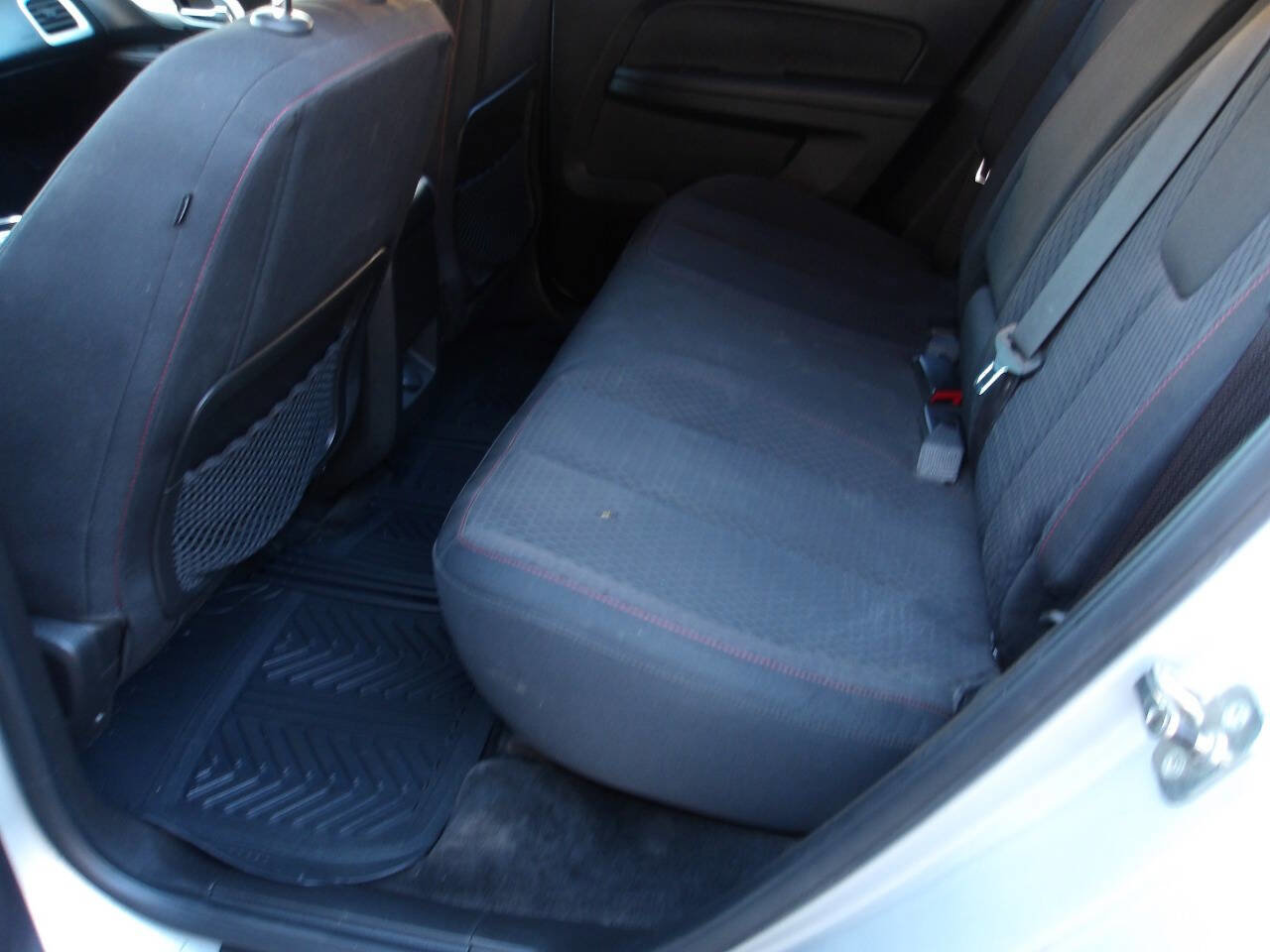 Used 2011 GMC Terrain SLE image 19