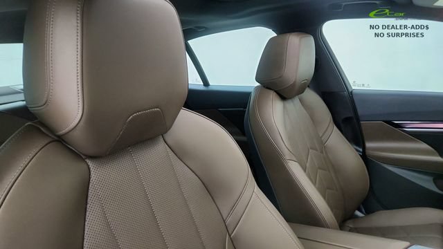 Used 2024 BMW i5 eDrive40i w/ Convenience Package RWD image 23