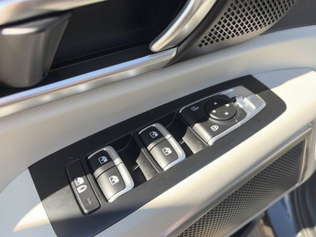 Used 2024 Kia Telluride S w/ S Sunroof Package AWD/4WD image 23