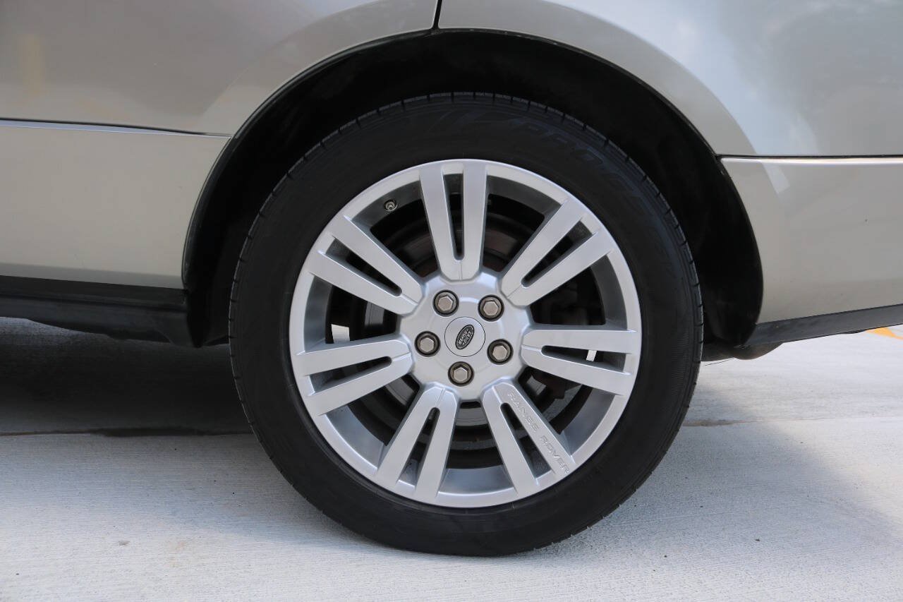Used 2010 Land Rover Range Rover HSE LUX AWD/4WD image 13