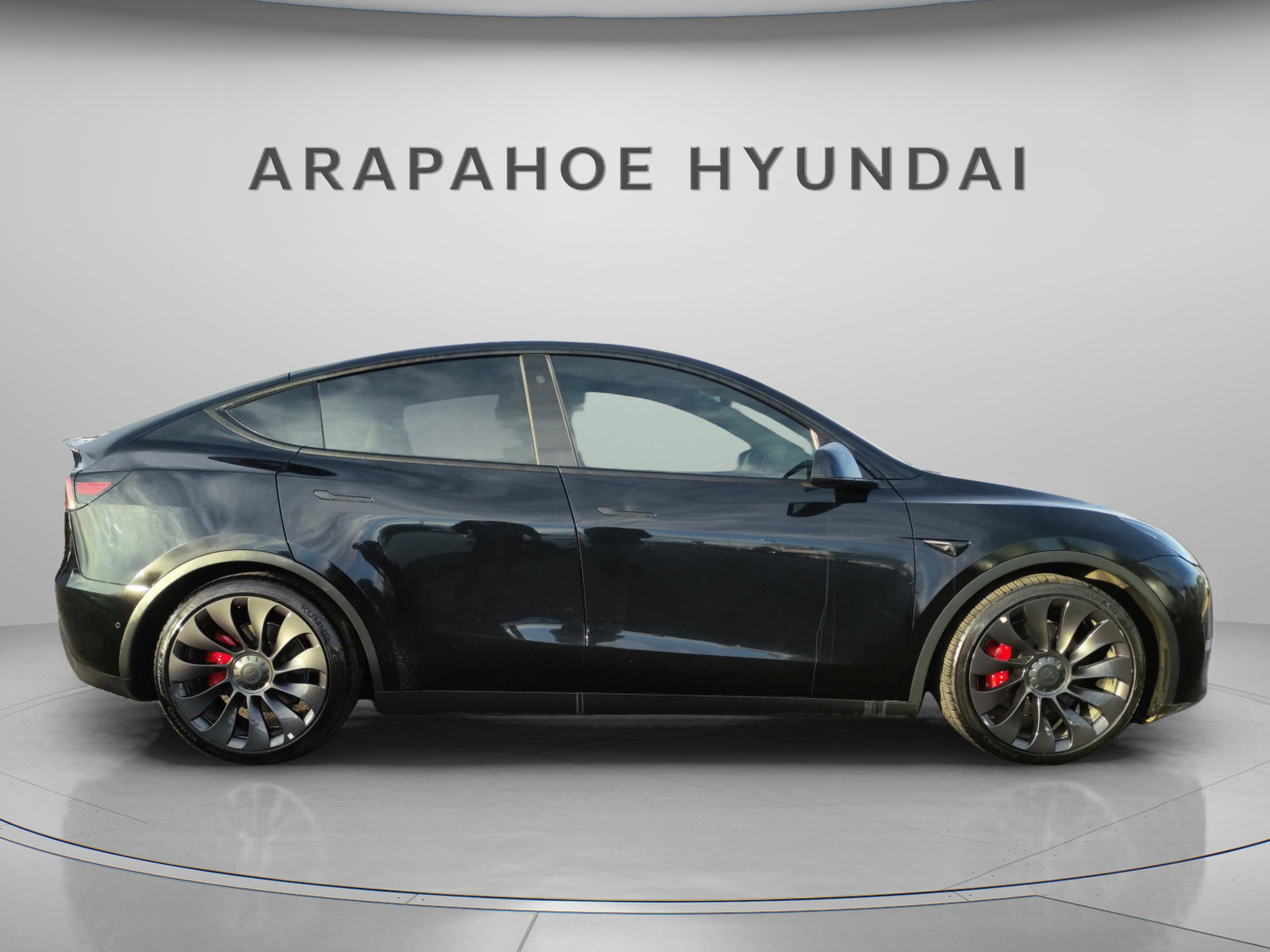 Used 2022 Tesla Model Y Performance image 5