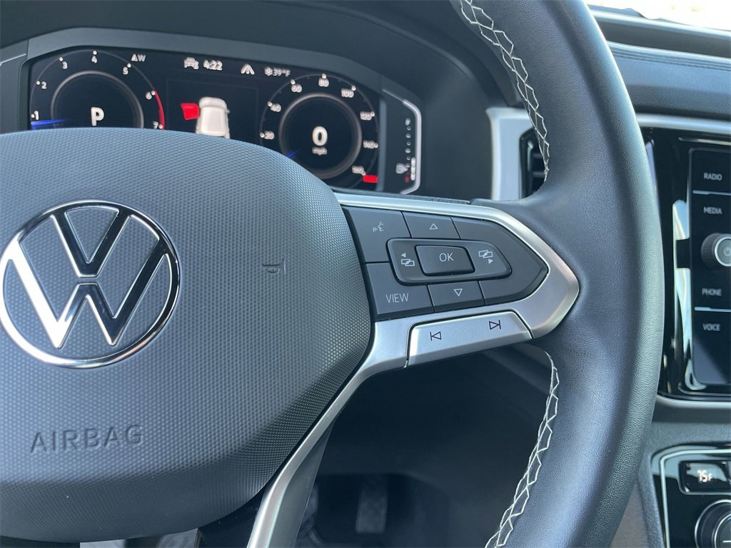 Used 2022 Volkswagen Atlas Cross Sport SE image 18