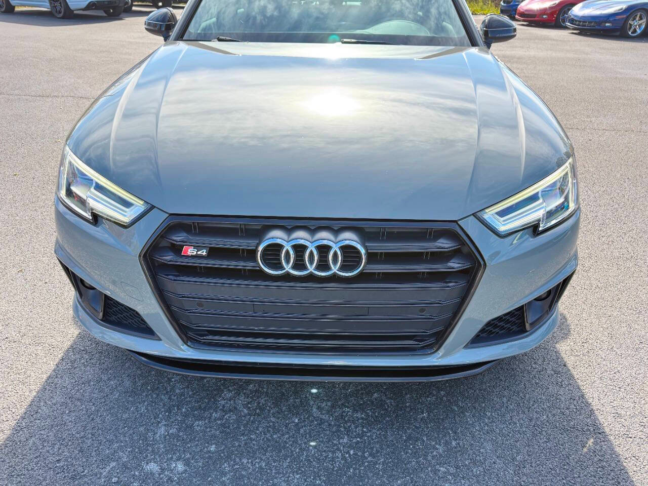 Used 2019 Audi S4 Premium Plus w/ Premium Plus Package image 3