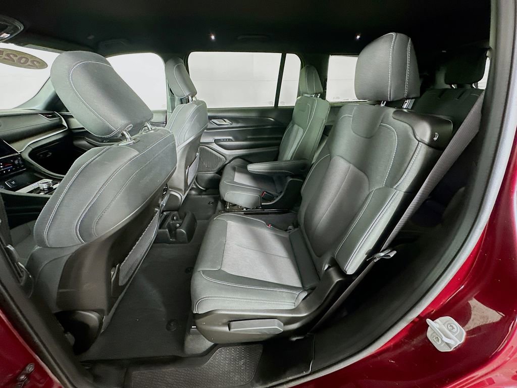 Used 2025 Jeep Grand Cherokee L Laredo w/ Luxury Tech Group I image 35