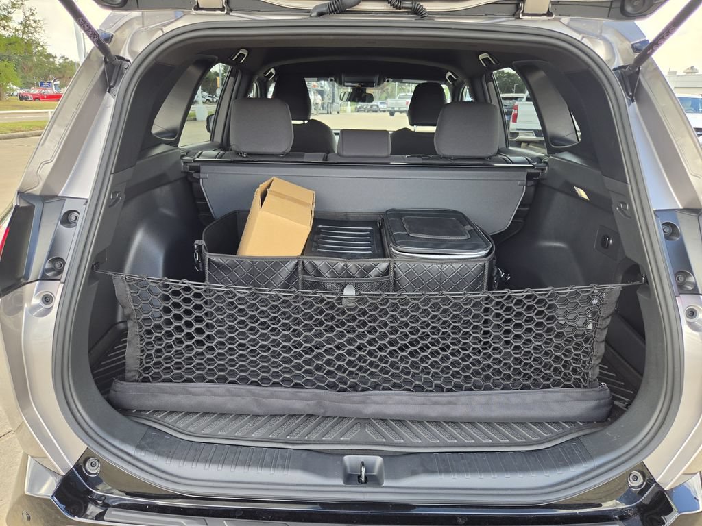 Used 2026 Toyota RAV4 SE AWD/4WD image 30
