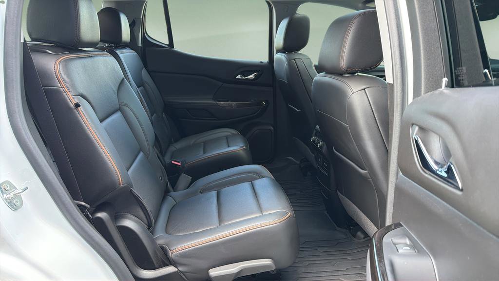 Used 2023 GMC Acadia AT4 w/ Technology Package image 22