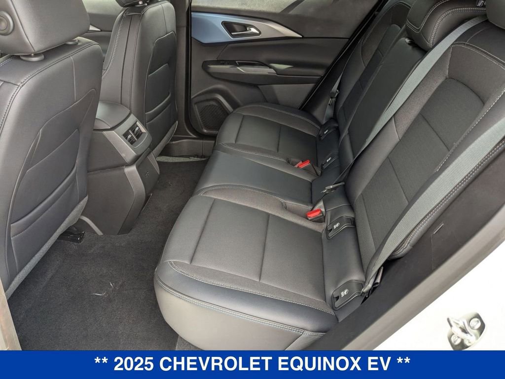 New 2025 Chevrolet Equinox EV LT image 26