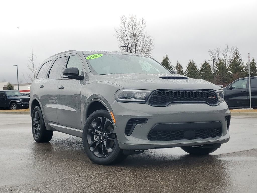 Used 2025 Dodge Durango GT image 39