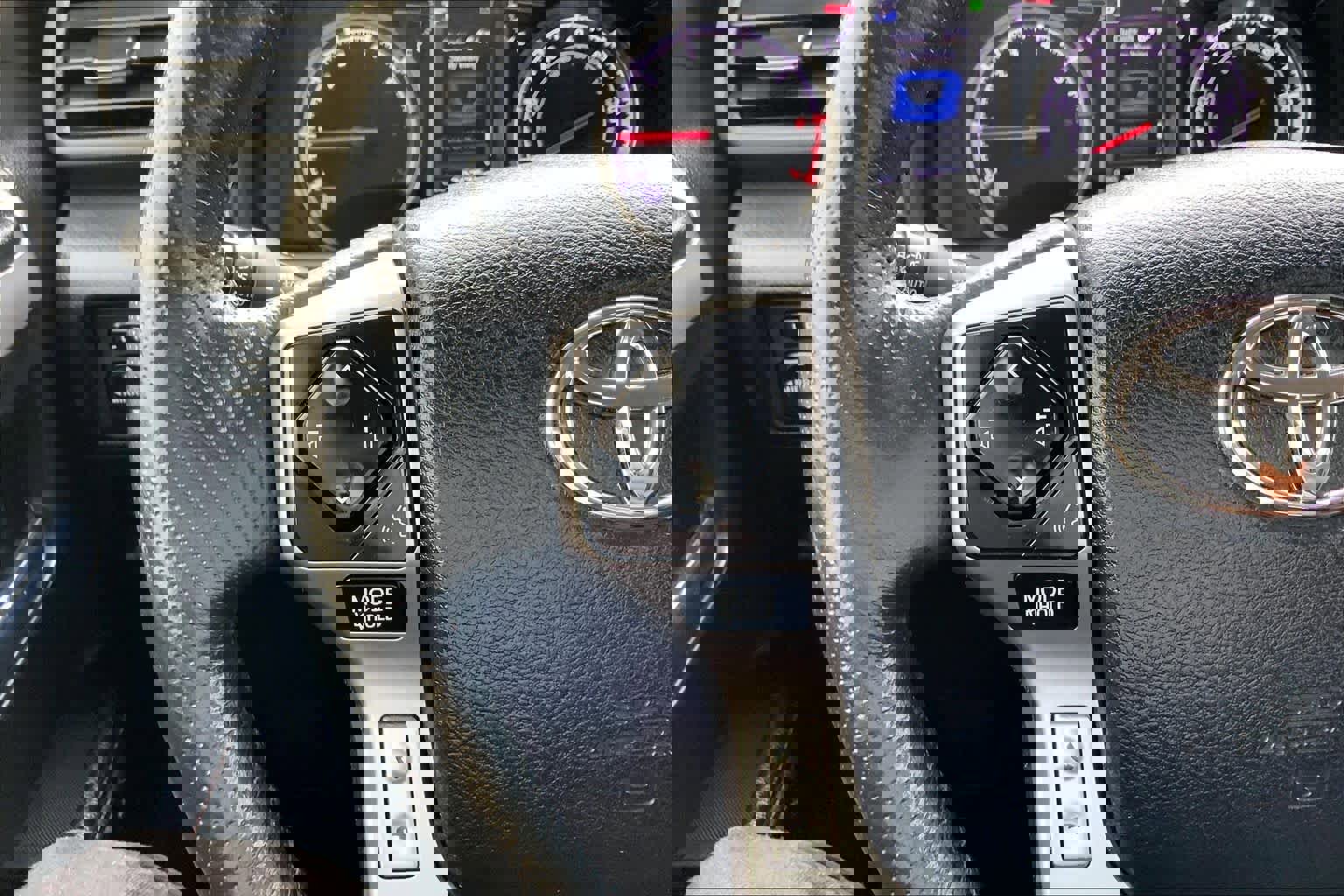 Used 2023 Toyota 4Runner Limited image 23