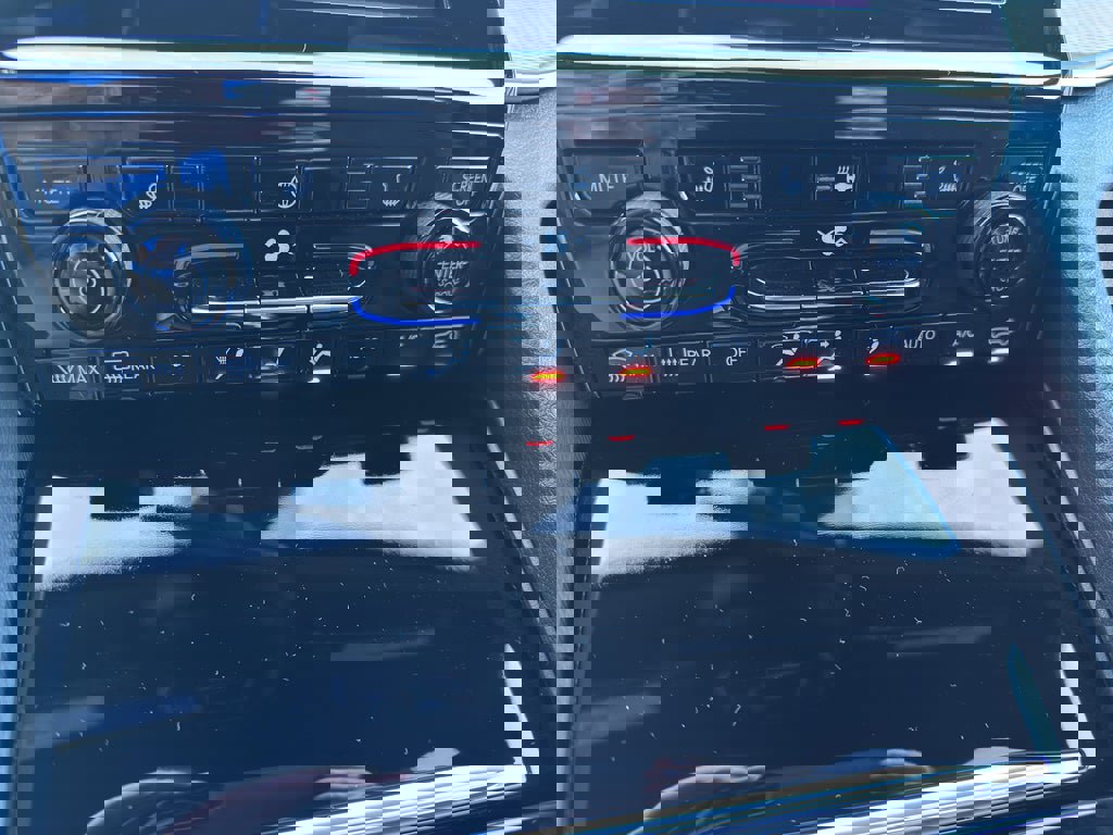 New 2025 Jeep Grand Cherokee L Altitude image 20