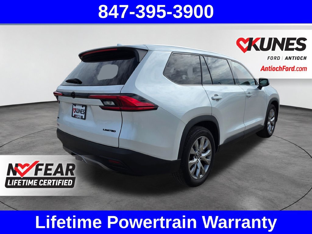 Used 2024 Toyota Grand Highlander AWD image 10