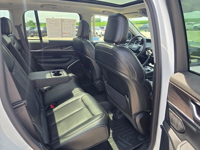 Used 2022 Jeep Grand Cherokee Limited 4xe AWD/4WD image 13