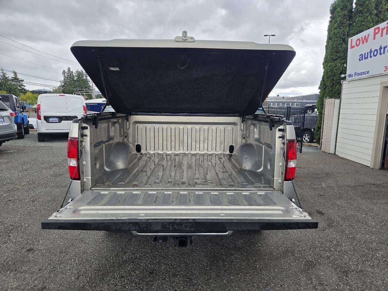Used 2006 Ford F150 Lariat AWD/4WD image 6