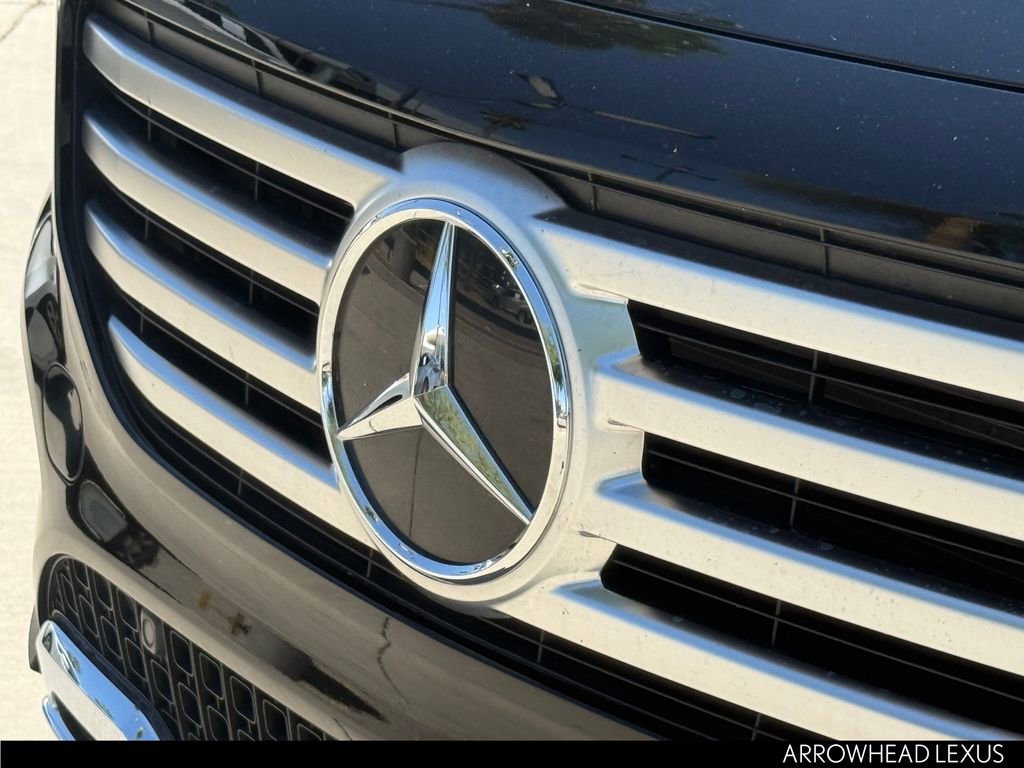 Used 2025 Mercedes-Benz GLB 250 image 32