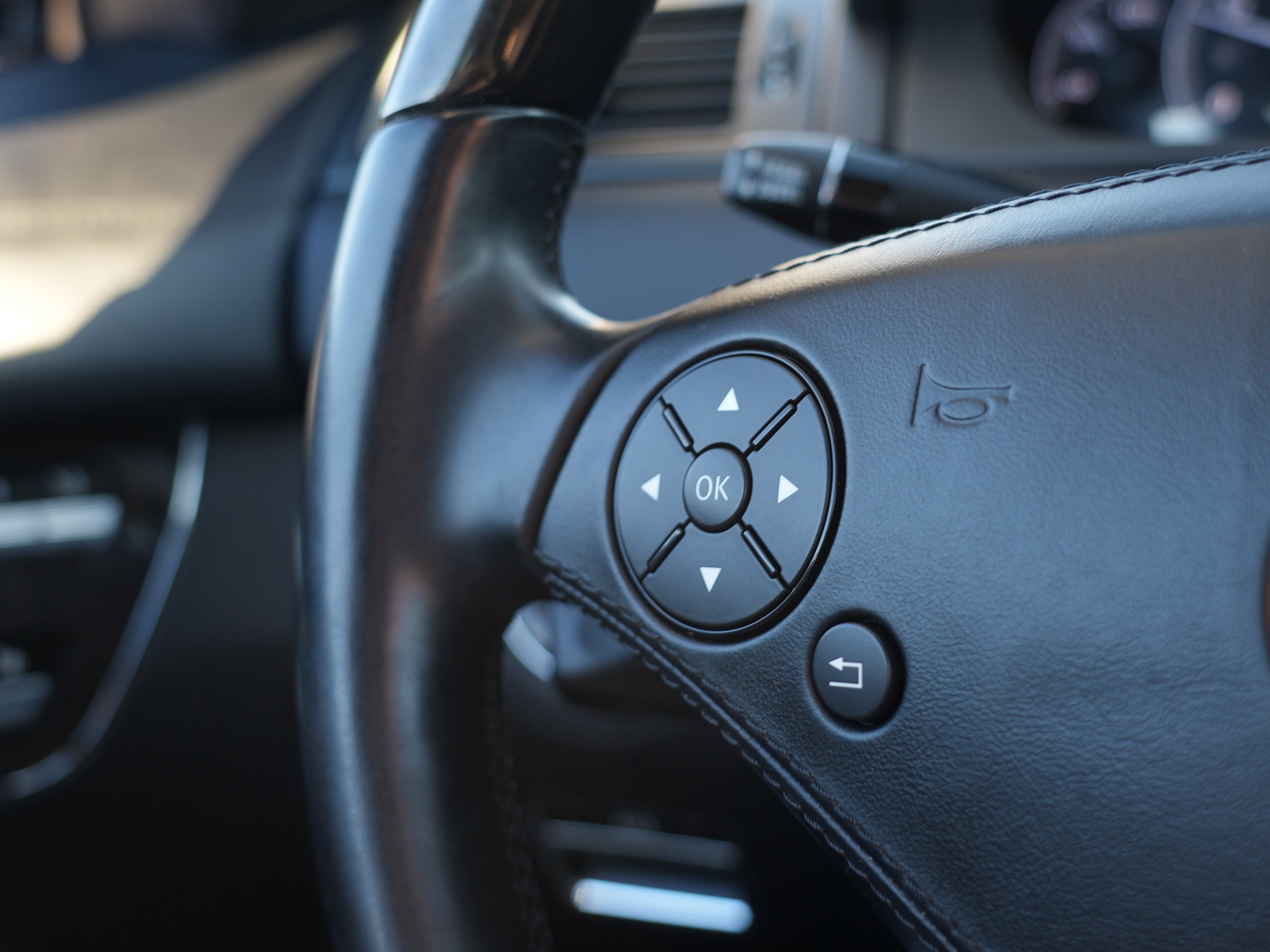 Used 2014 Mercedes-Benz CL 550 4MATIC image 31