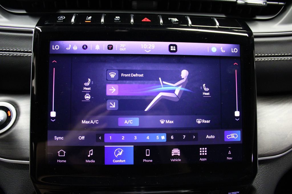 New 2025 Jeep Grand Cherokee Limited w/ Luxury Tech Group II image 15