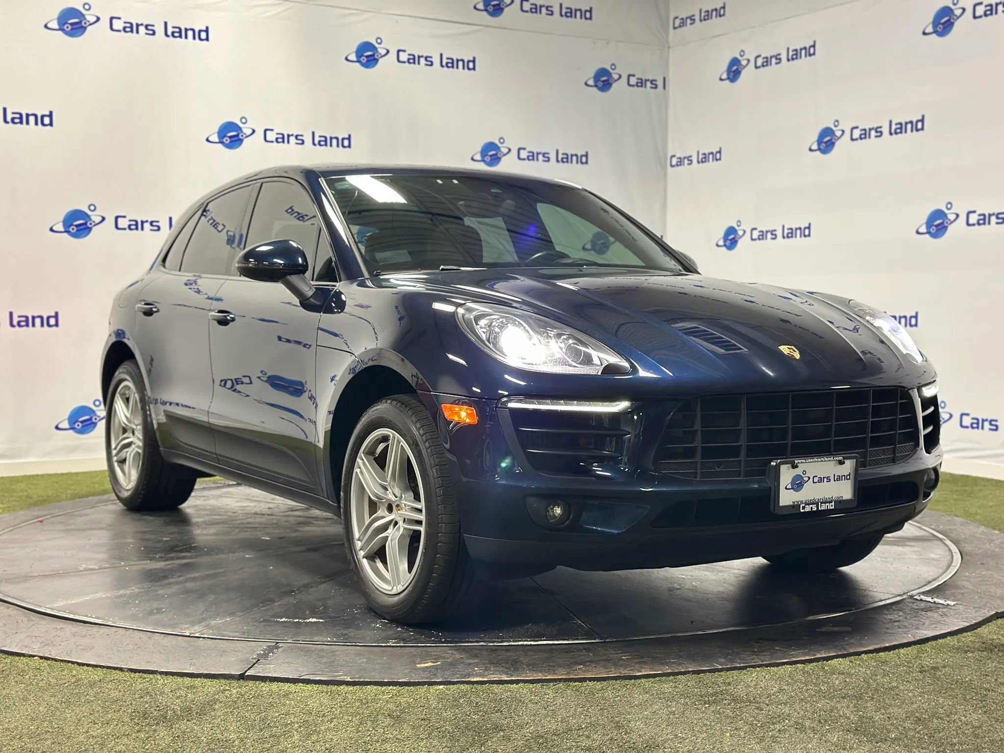 Used 2017 Porsche Macan S AWD/4WD image 1