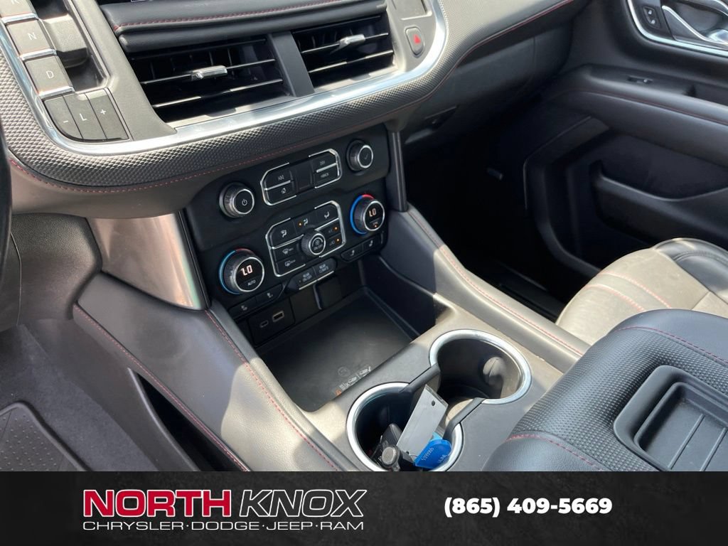 Used 2021 Chevrolet Suburban RST w/ Luxury Package AWD/4WD image 12
