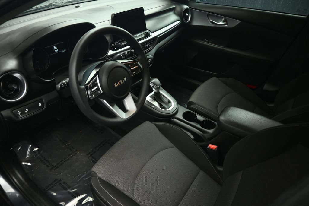 Used 2023 Kia Forte LXS w/ LXS Technology Package FWD image 49