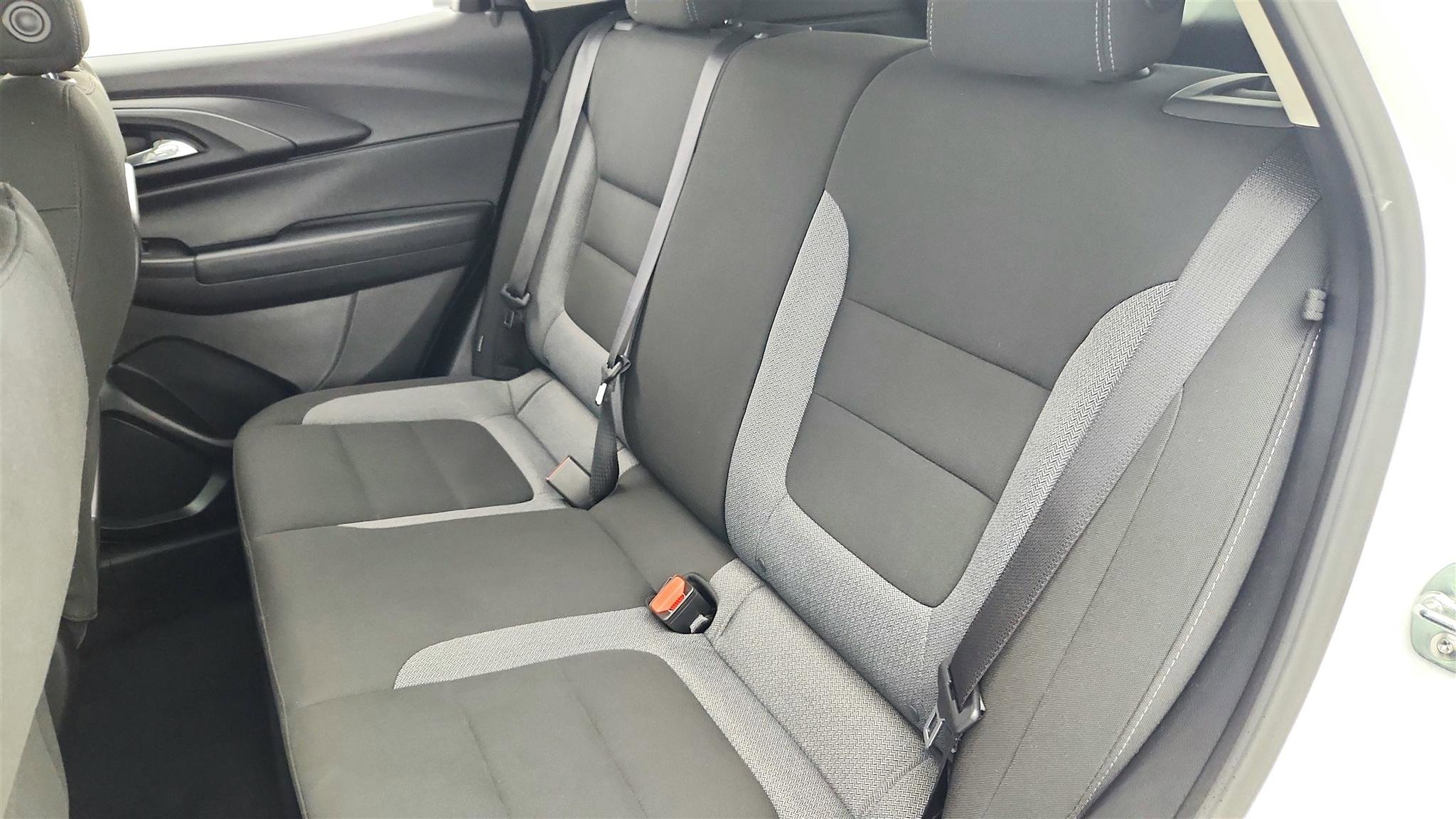 Used 2025 Chevrolet TrailBlazer LT image 33