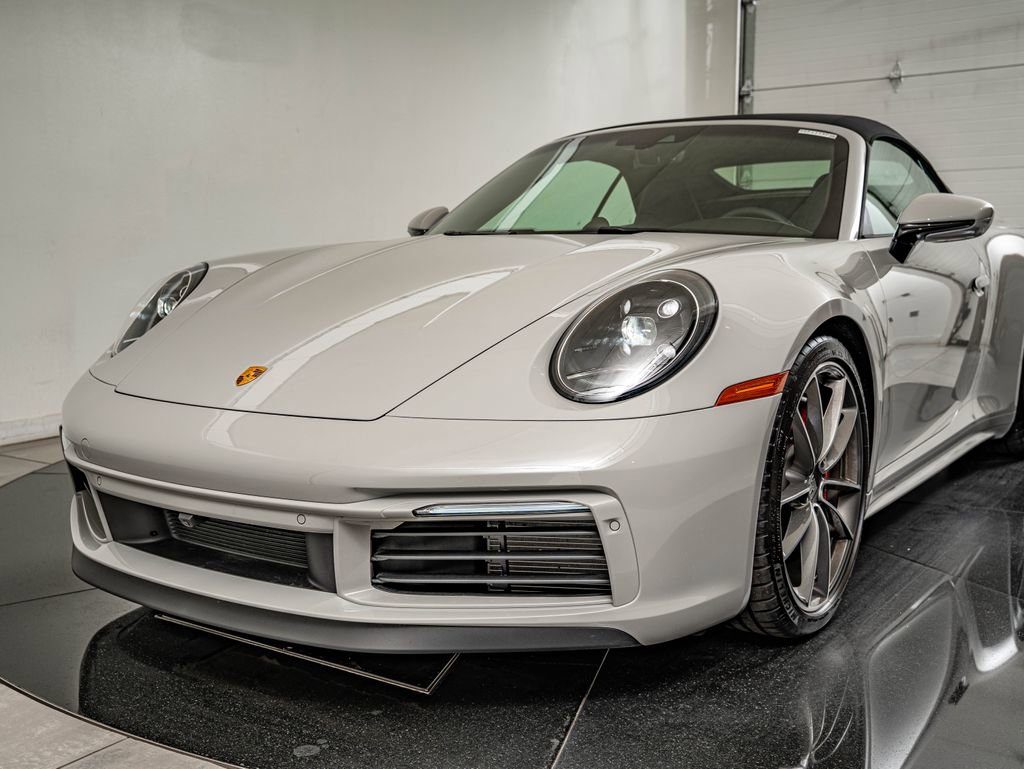Used 2024 Porsche 911 Carrera S RWD image 18