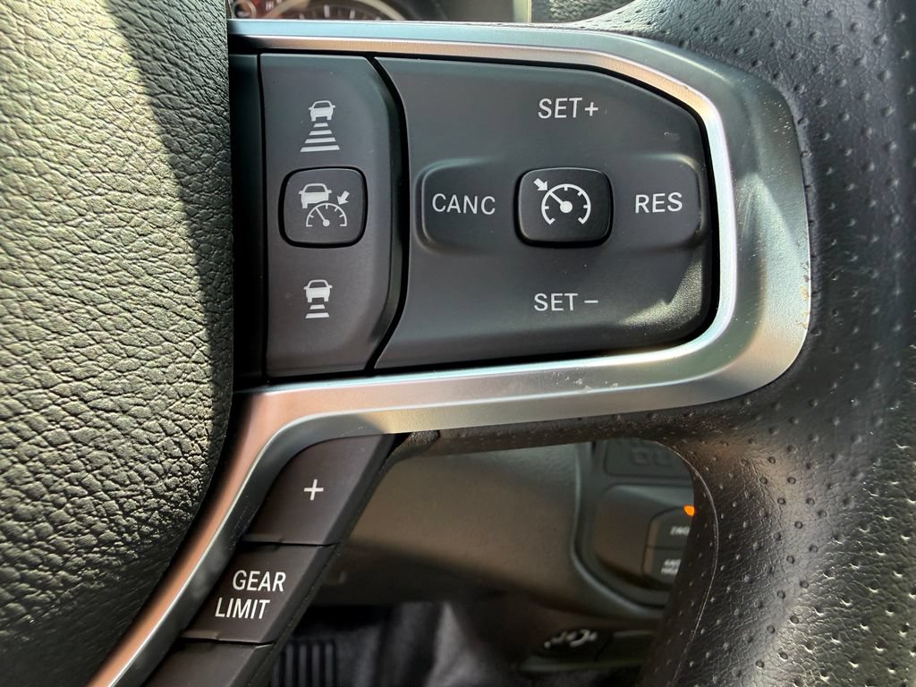 New 2027 RAM 5500 Tradesman w/ Chrome Appearance Group AWD/4WD image 14