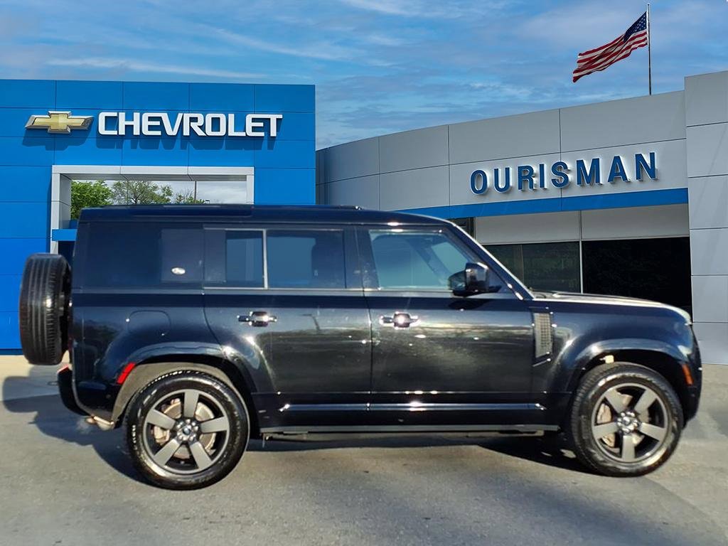 Used 2023 Land Rover Defender 110 X-Dynamic SE image 2