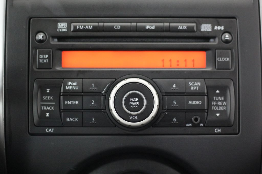 Used 2013 Nissan Versa SV w/ Convenience Pkg FWD image 19