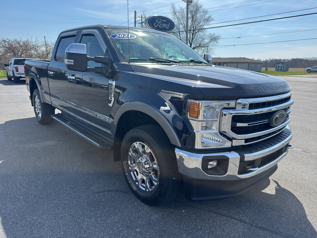 Used 2021 Ford F250 Lariat w/ Chrome Package image 4
