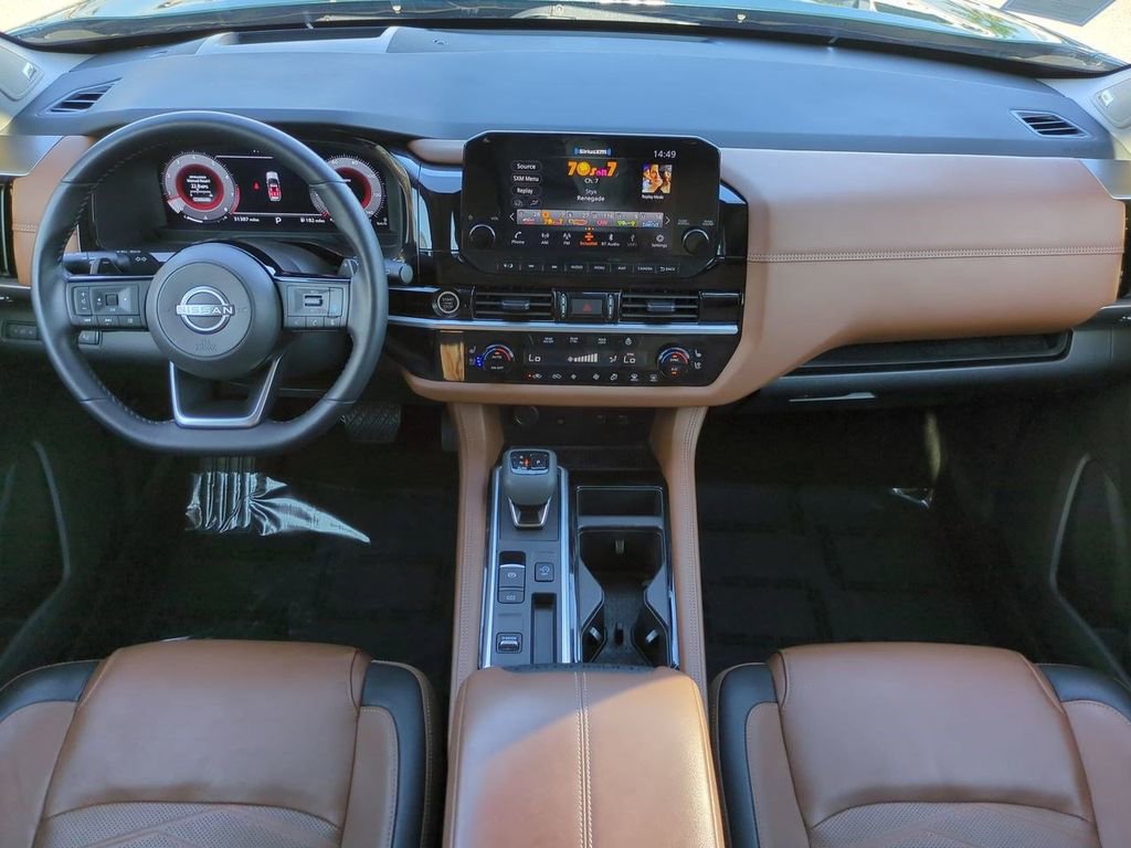 Certified 2024 Nissan Pathfinder Platinum image 15