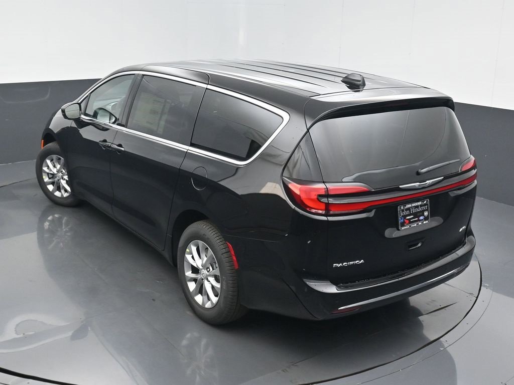 New 2026 Chrysler Pacifica Select image 35