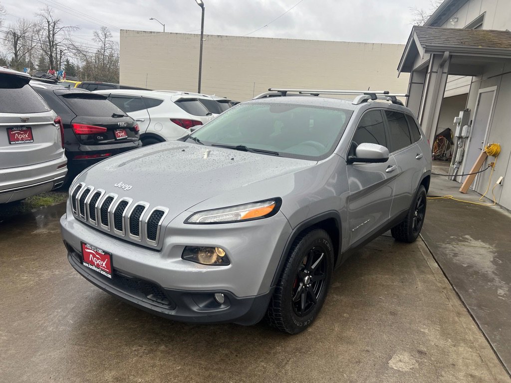 Used 2014 Jeep Cherokee Latitude FWD image 3