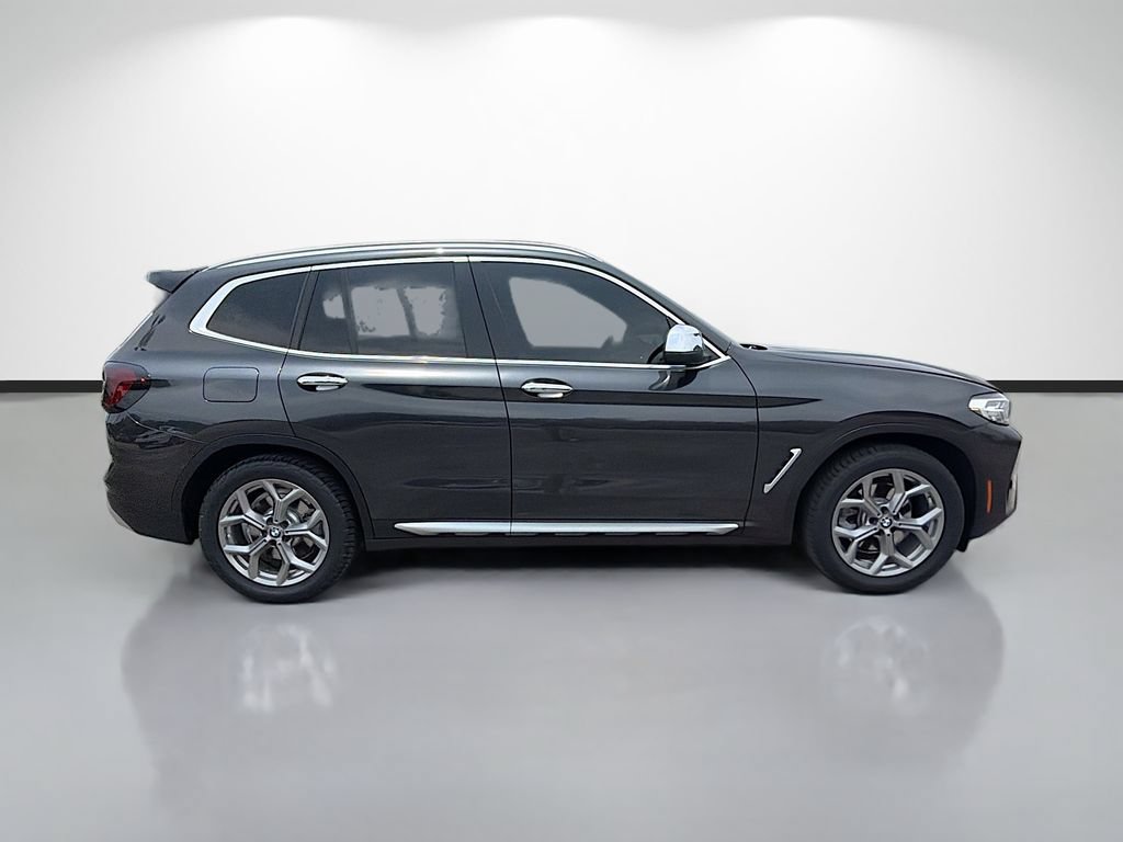 Used 2022 BMW X3 sDrive30i RWD image 2