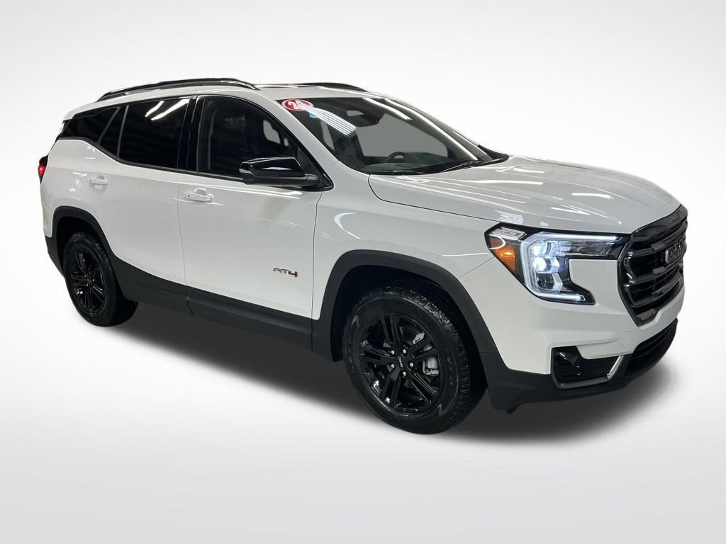 Certified 2024 GMC Terrain AT4 w/ Infotainment Package II image 8