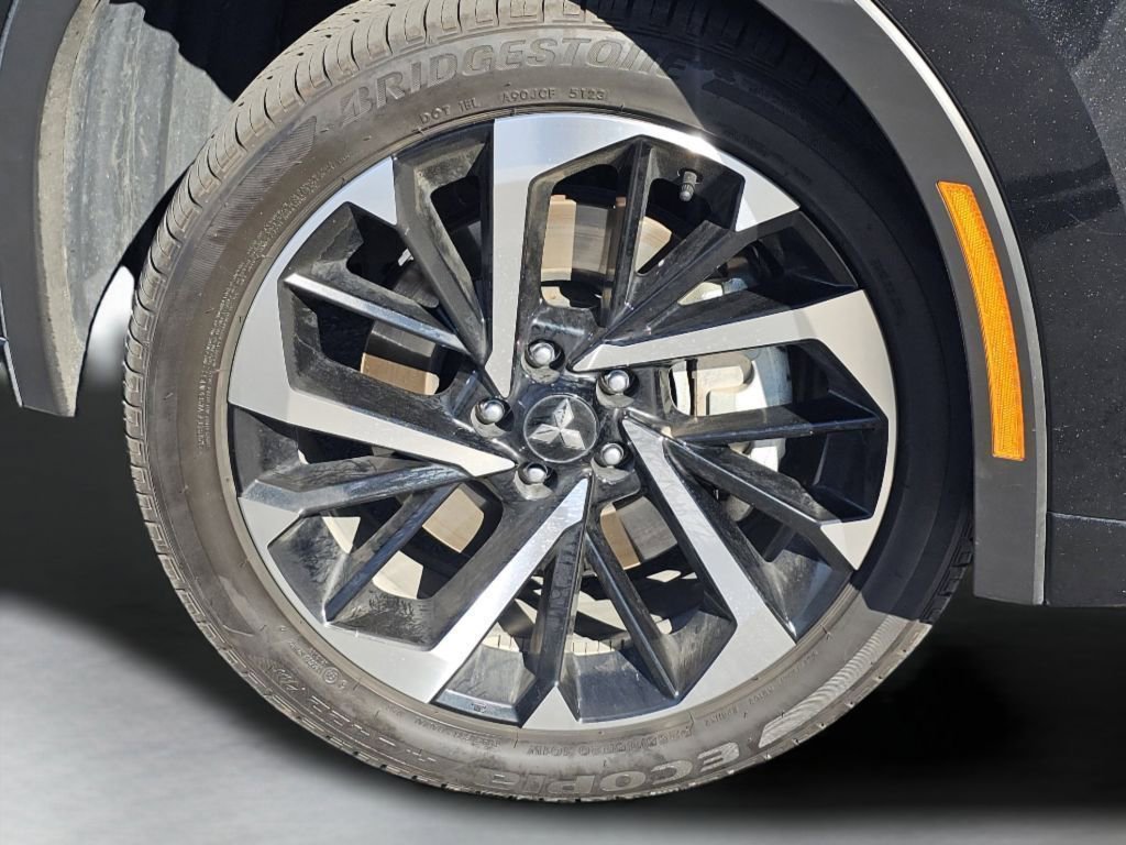 Used 2024 Mitsubishi Outlander SEL image 20