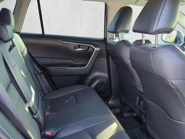 Certified 2022 Toyota RAV4 XLE Premium AWD/4WD image 28