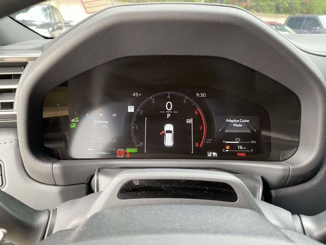 Used 2025 Lexus LX 700h Luxury image 31