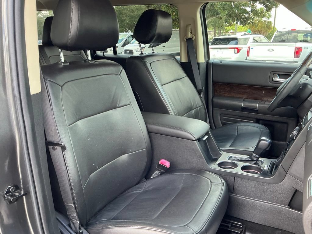 Certified 2019 Ford Flex Limited FWD image 17