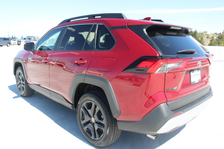 Certified 2024 Toyota RAV4 Adventure AWD/4WD image 5