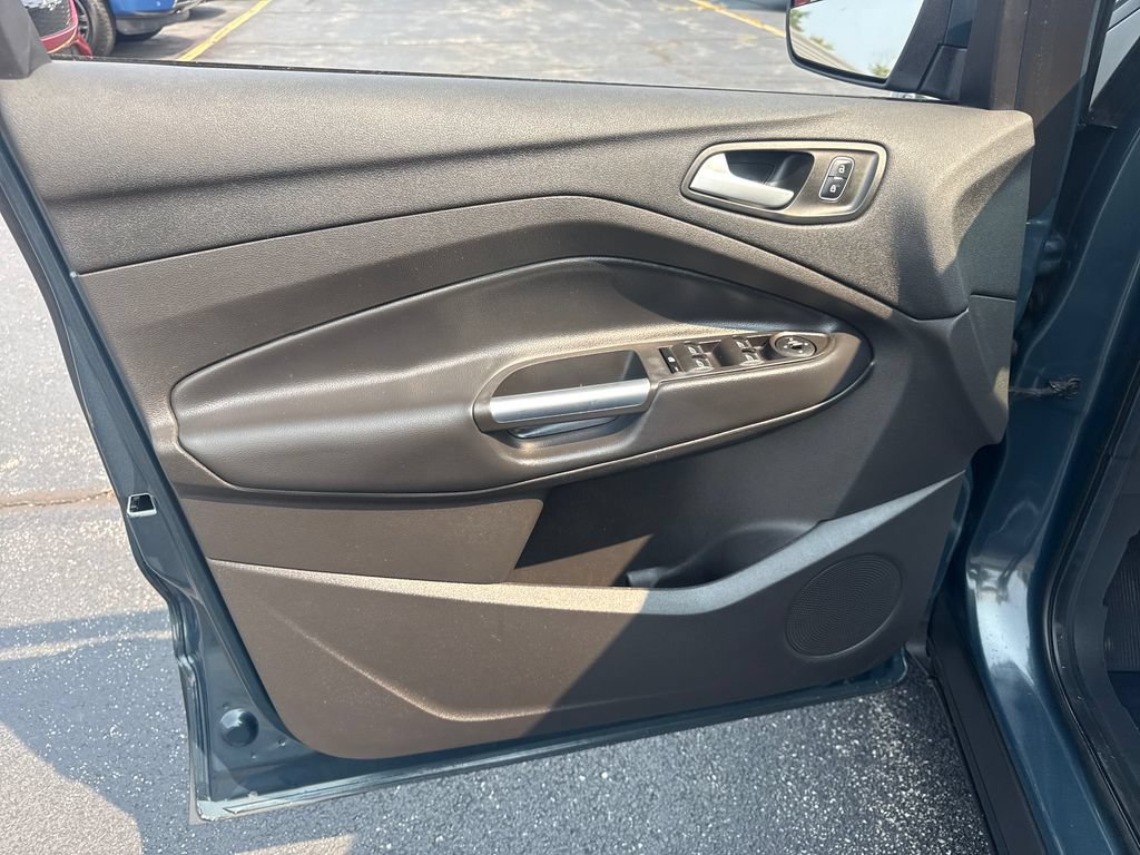 Used 2019 Ford Escape SE AWD/4WD image 24