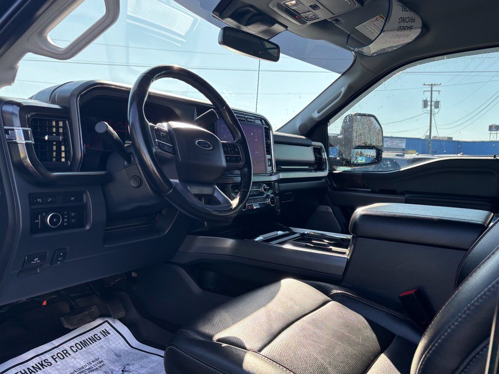 Used 2023 Ford F250 Lariat w/ Black Appearance Package AWD/4WD image 10