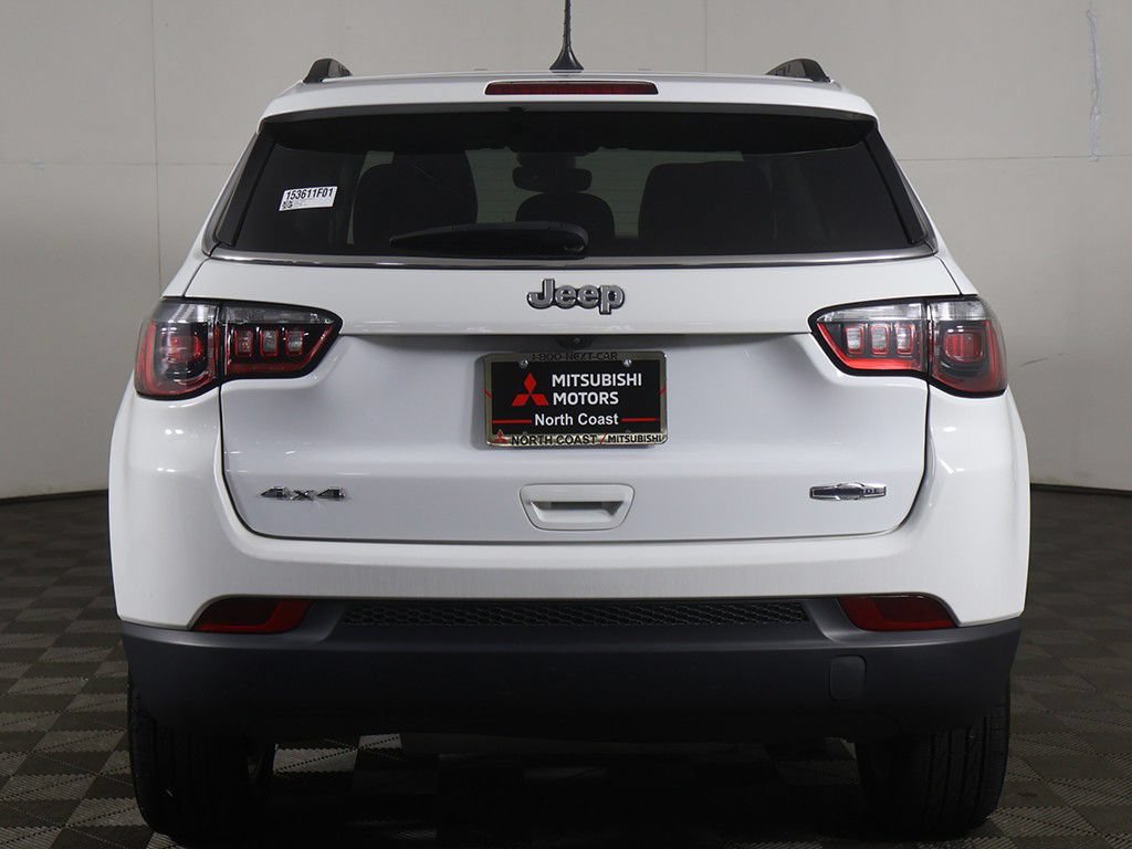 Used 2022 Jeep Compass Latitude AWD/4WD image 10