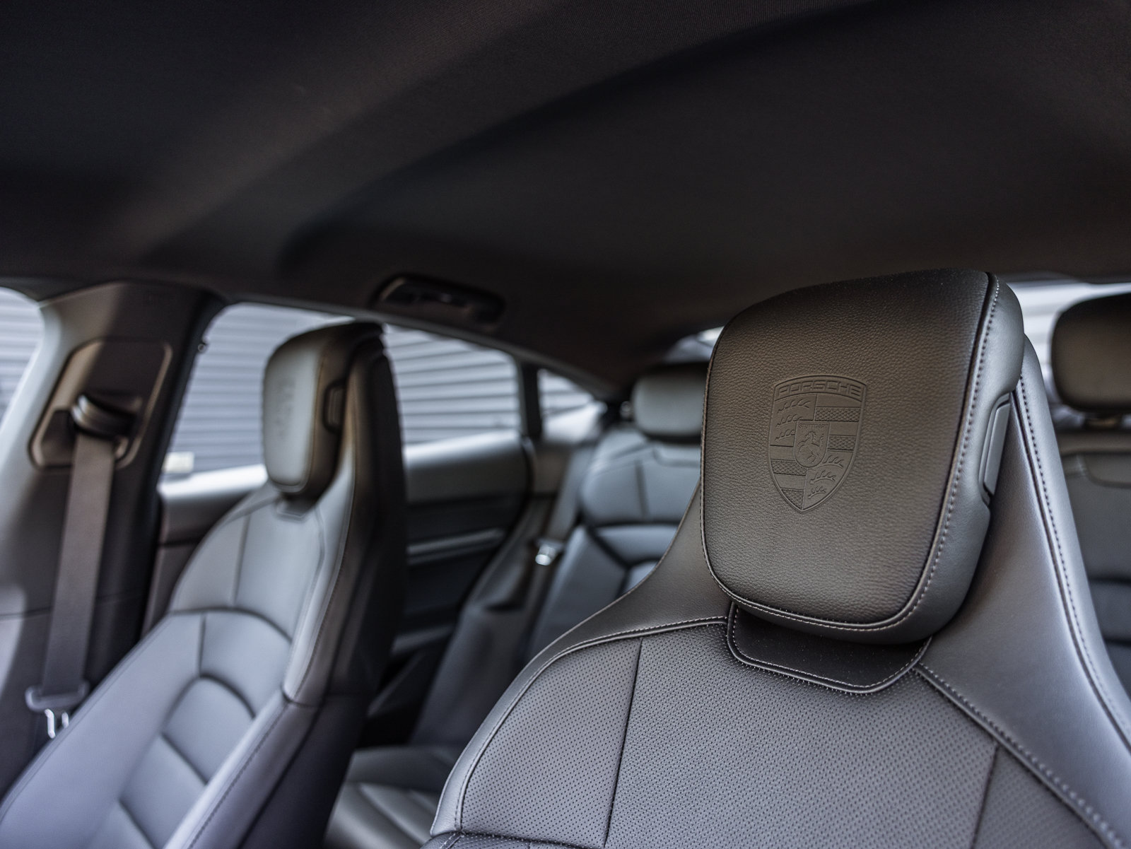 Certified 2025 Porsche Taycan AWD/4WD image 14
