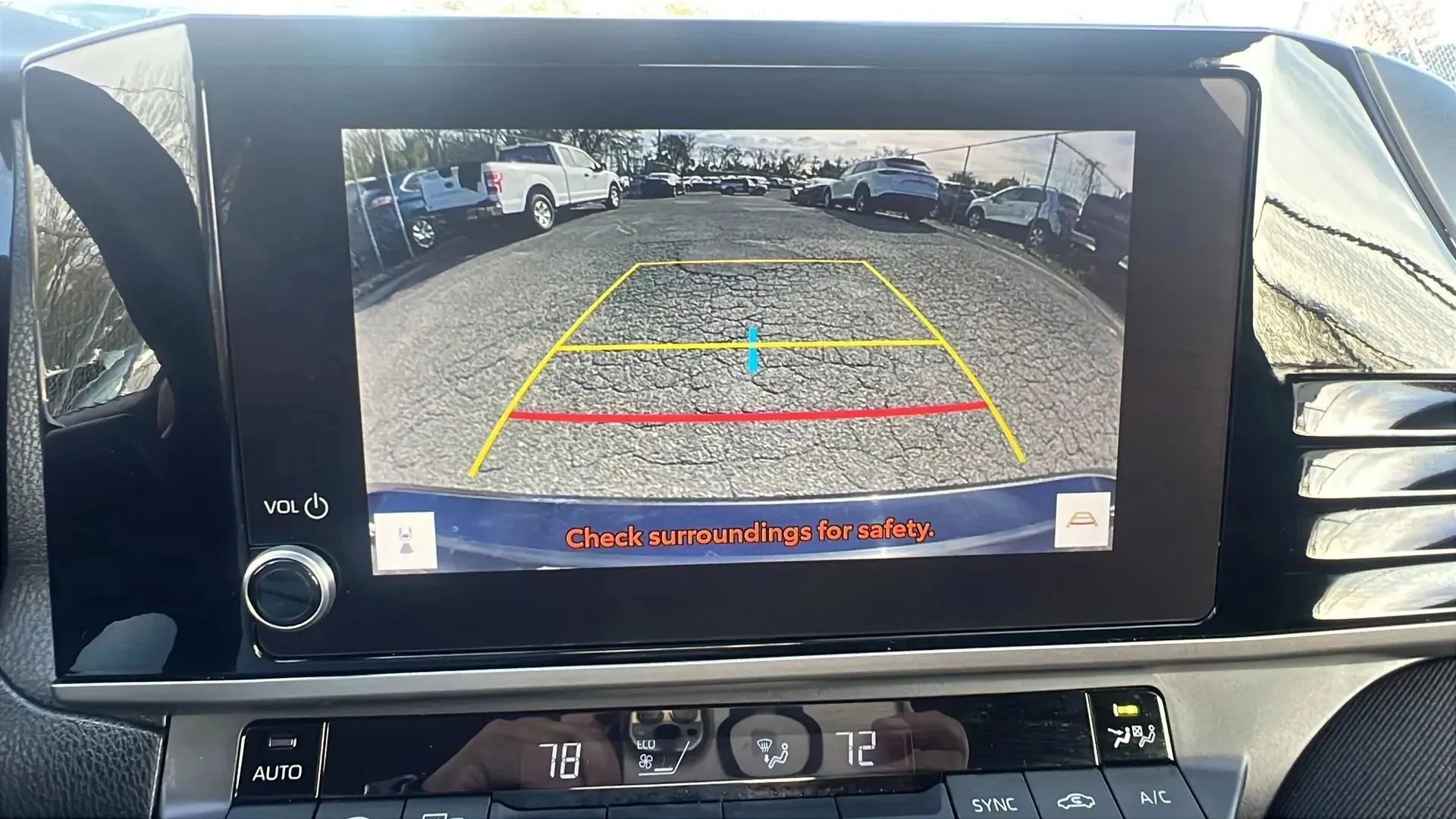 Used 2025 Toyota Camry LE image 20